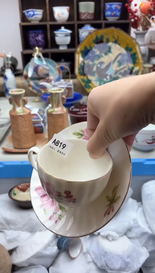 【闪购商品】碟819..............