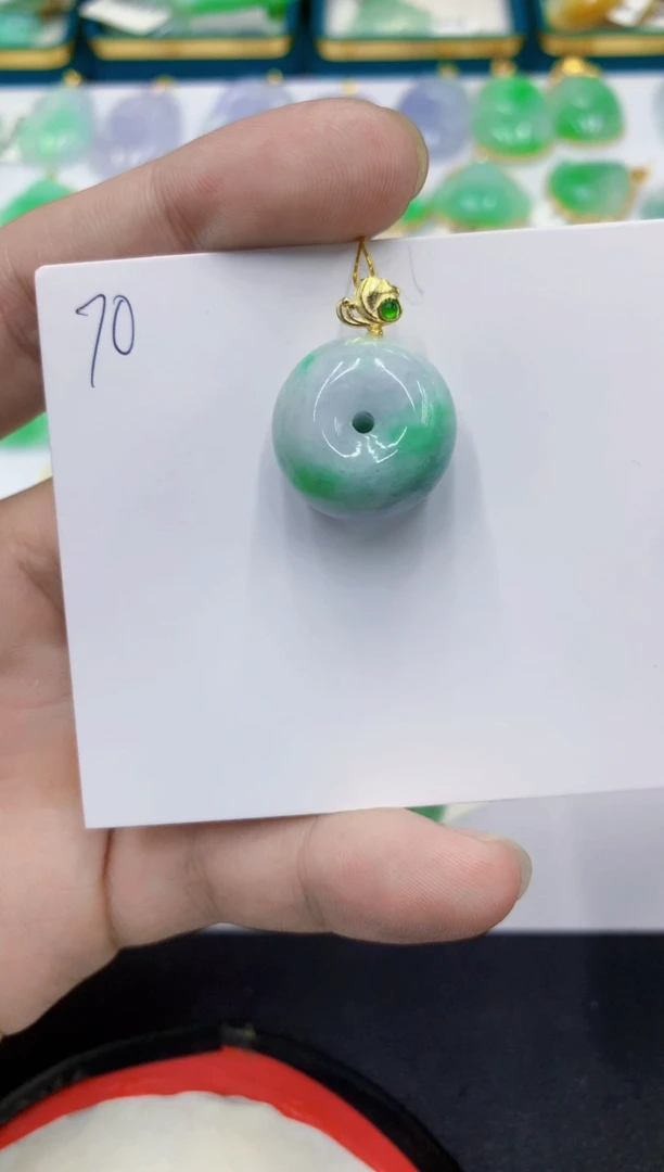 颈饰未镶嵌翡翠翡翠