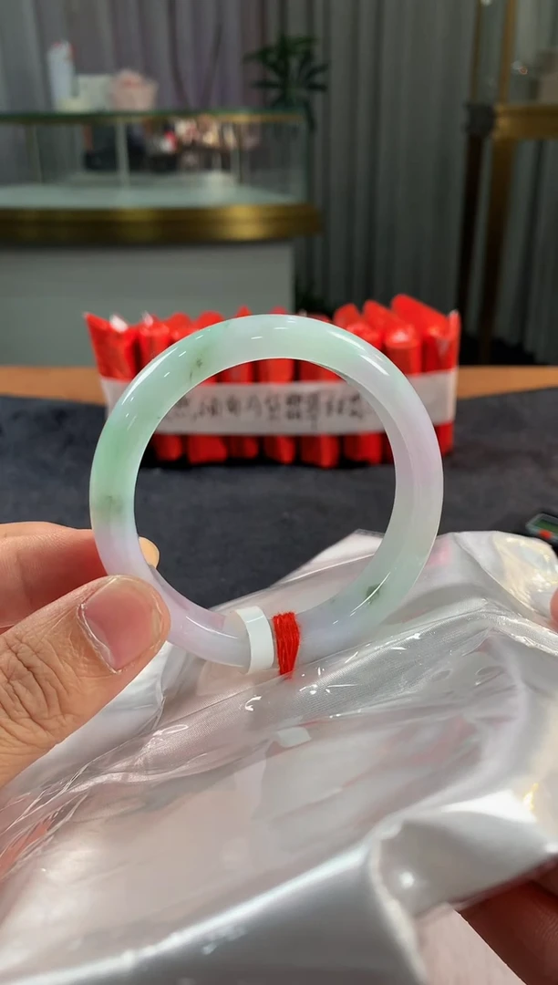 未镶嵌定制翡翠5073毛货不退不换  56-57圈