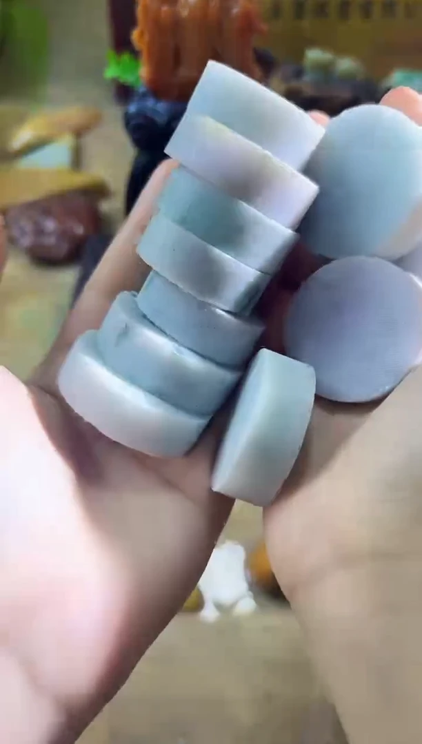 未镶嵌挂件翡翠三***头A货小璀4179 多样性发货