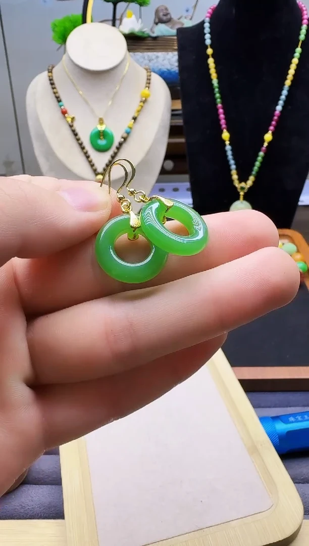 和田玉14K金镶嵌耳饰E128