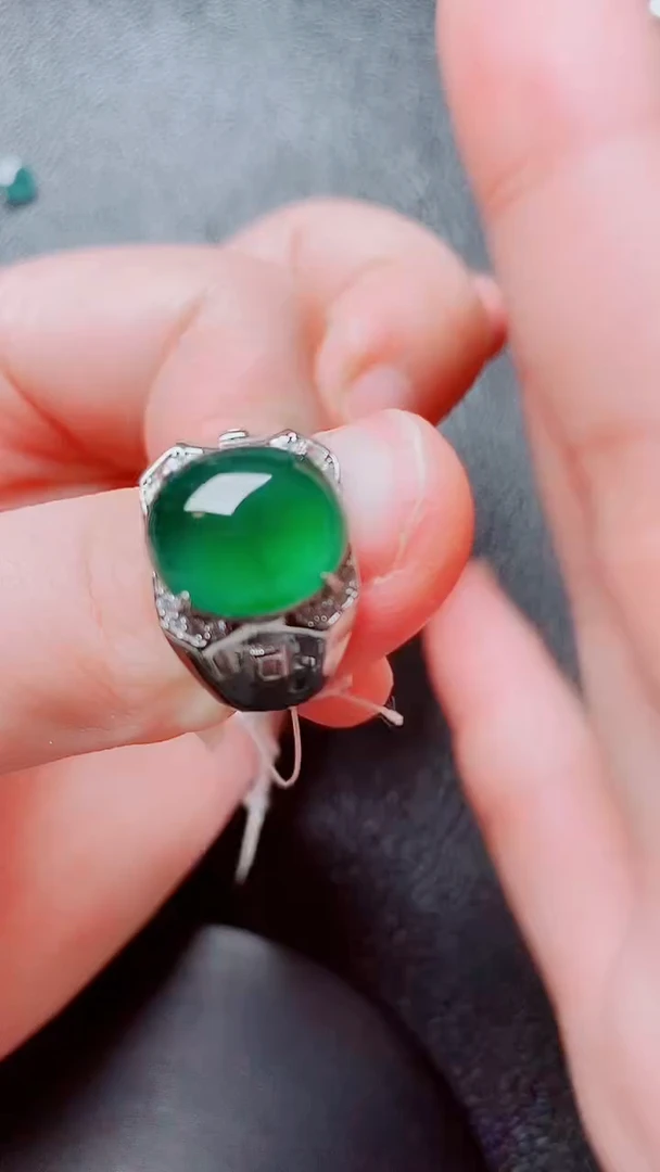 翡翠戒指银S925镶嵌翡翠