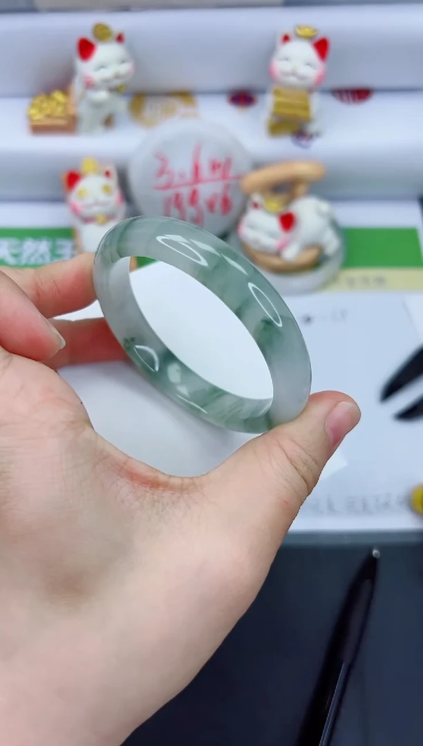 【闪购商品】石英质玉手镯未镶嵌962-57