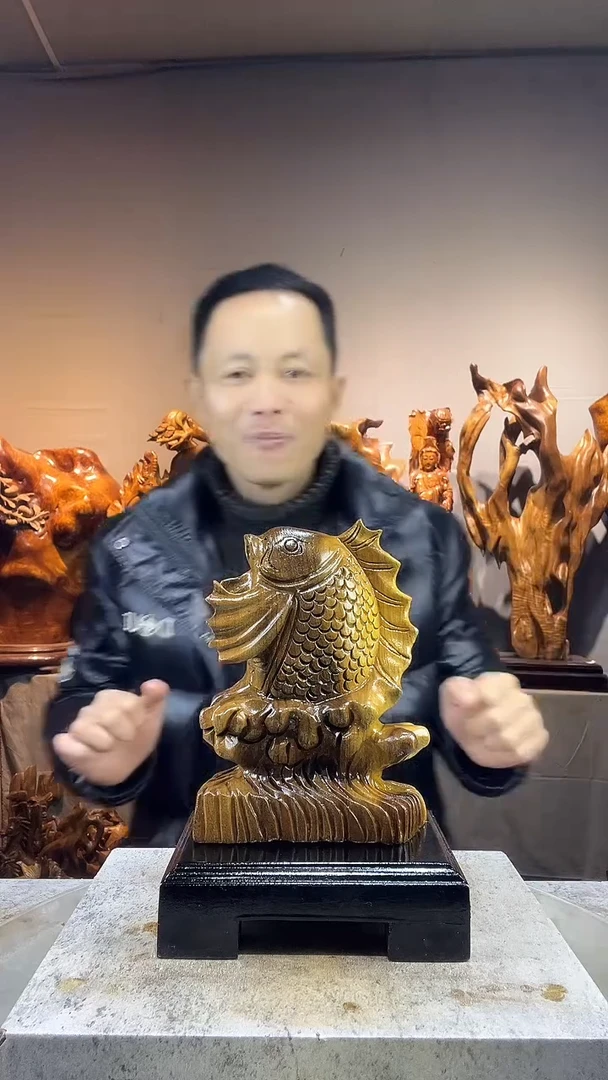 金丝楠牛*小叶桢楠随行摆件8