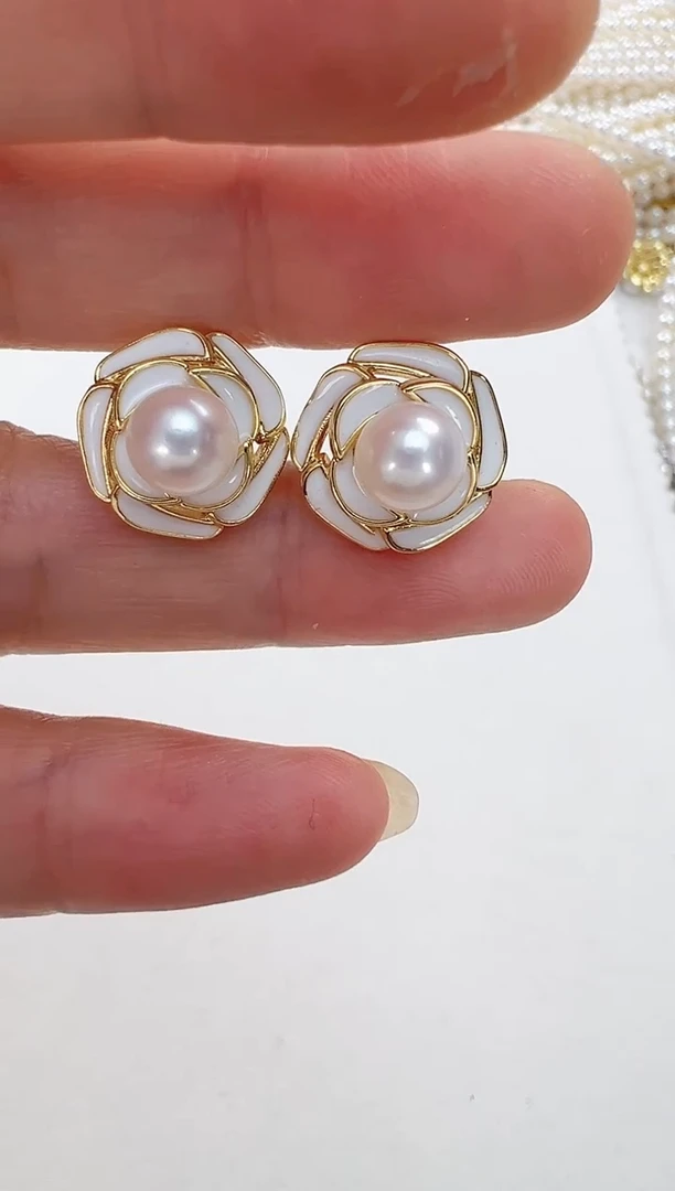 【闪购商品】淡水珍珠耳饰合金山茶花