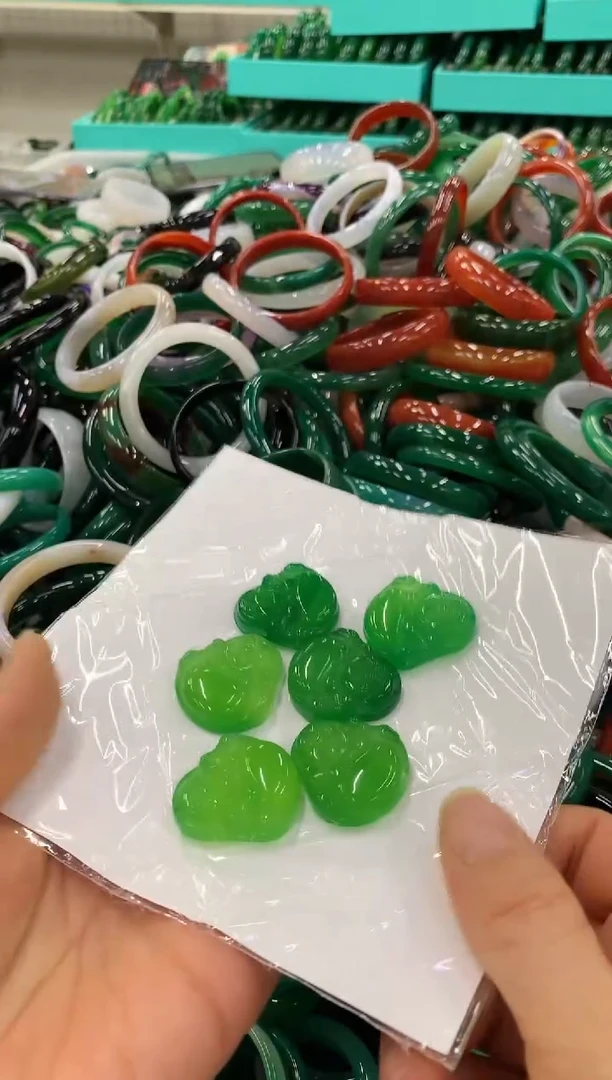 手镯玛瑙/玉髓未镶嵌11111
