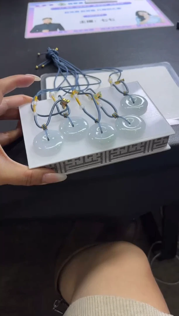 颈饰未镶嵌翡翠B171/多样性发一件/配绳子