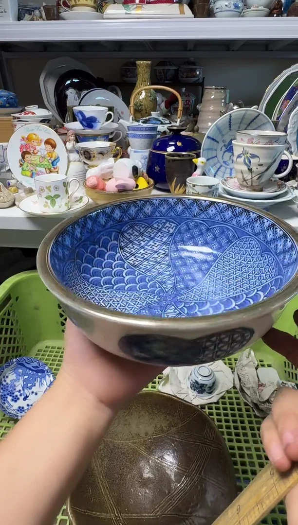 中古瓷器，默认微瑕-口径22.5，很厚实的大碗