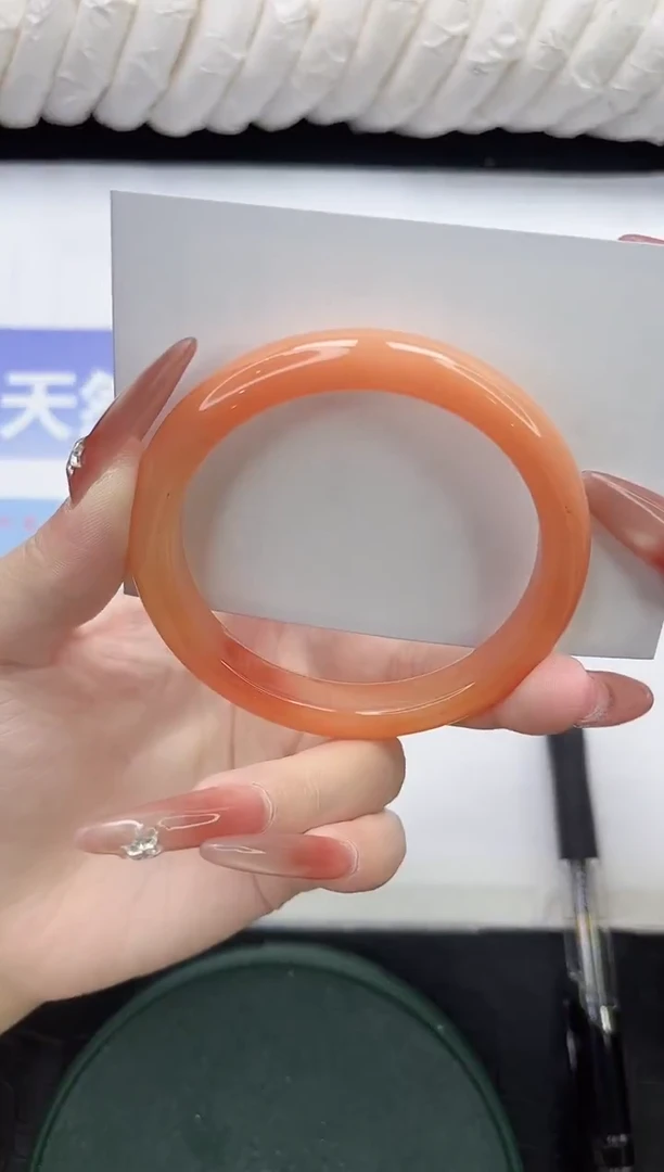 未镶嵌手镯石英质玉52-54