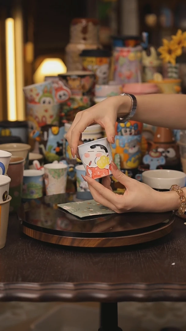 景德镇釉下彩绘设计师款式陶瓷