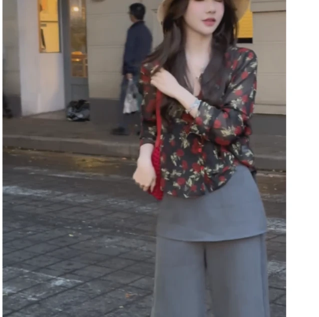 2025夏季新款网红同款洋气减龄韩版爆款印花打底衫裤裙两件套青-y