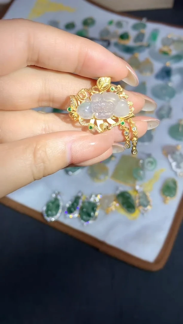 颈饰银S925镶嵌翡翠25112003