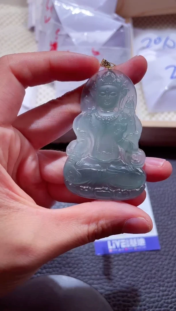 颈饰18K金镶嵌翡翠00005247