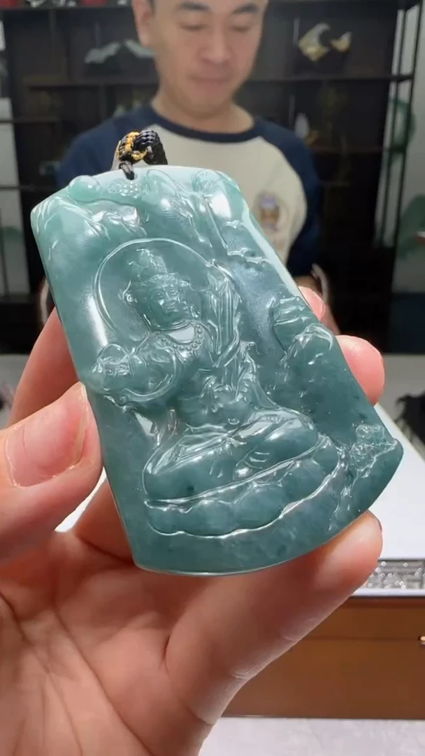 【闪购商品】翡翠颈饰未镶嵌天然翡翠A货吊坠