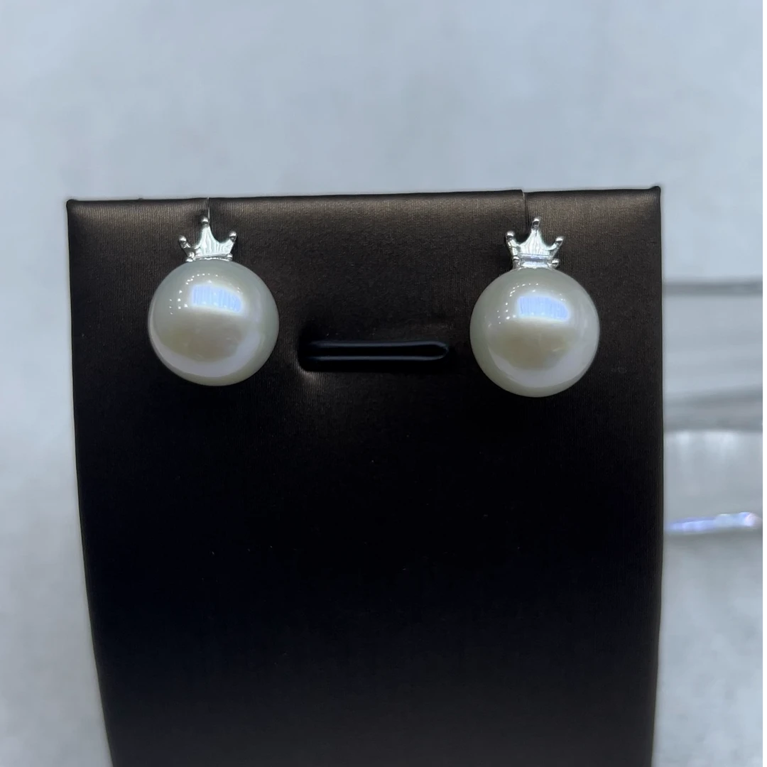 【新人开播福利】天然淡水珍珠耳钉女王气质皇冠款11-12mm/s925银