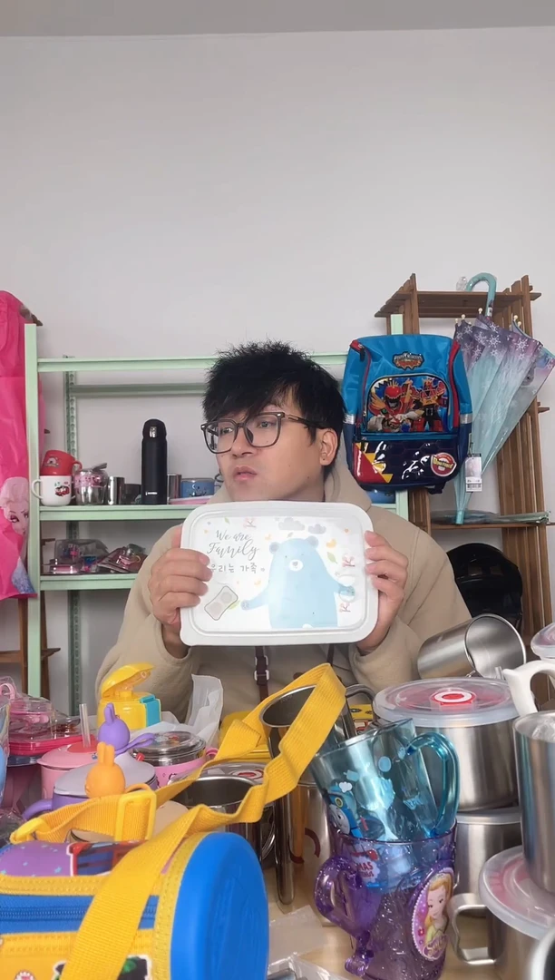 不锈钢一体三个饭盒