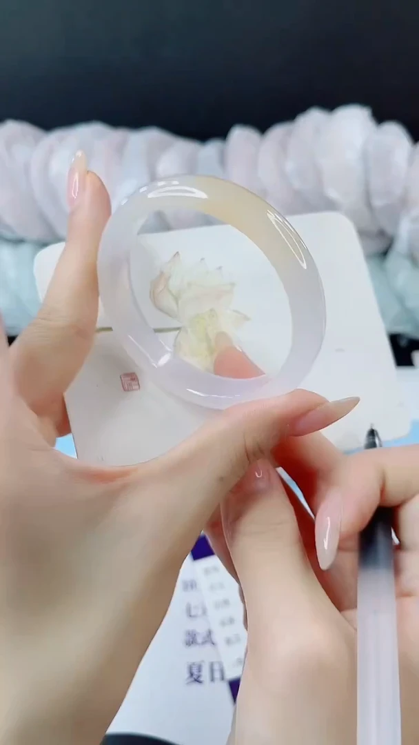 未镶嵌手镯石英质玉多样性发货L179