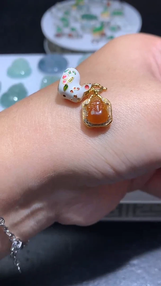 颈饰未镶嵌翡翠净货