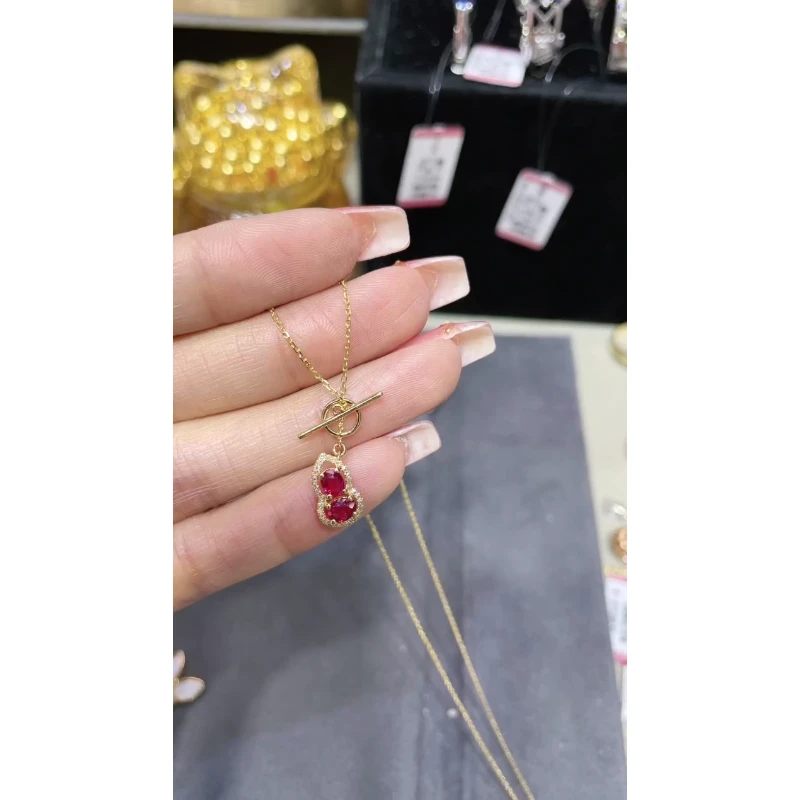 18K金镶嵌天然无烧红宝石项链葫芦款