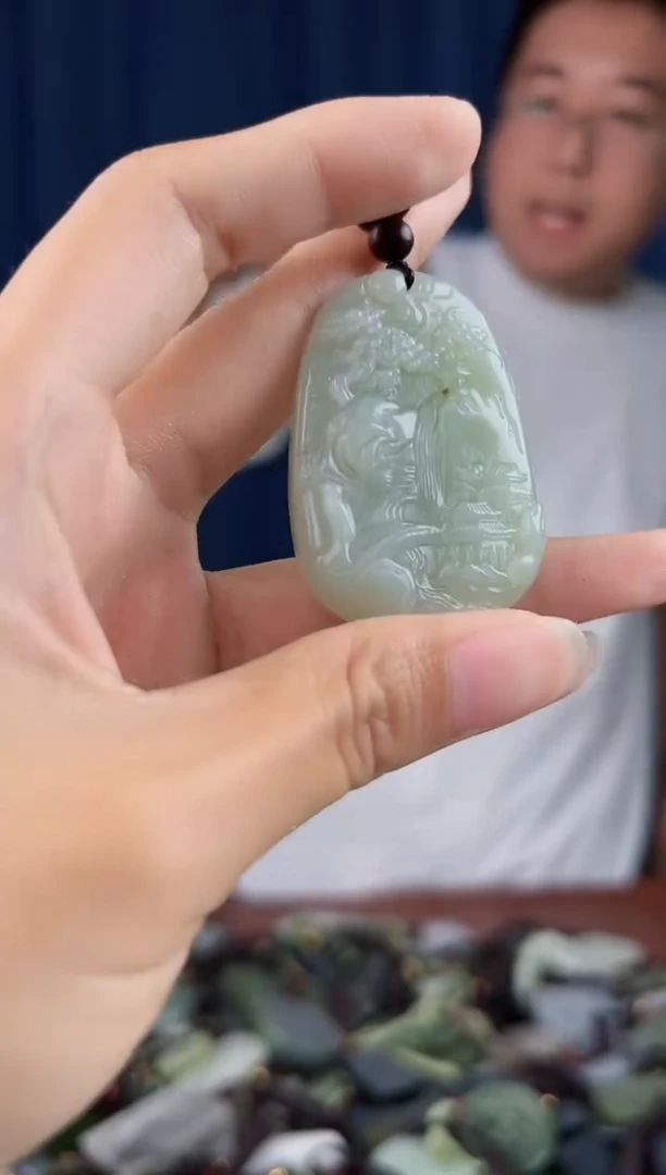 未镶嵌和田玉挂件拍一发一，多样性发货