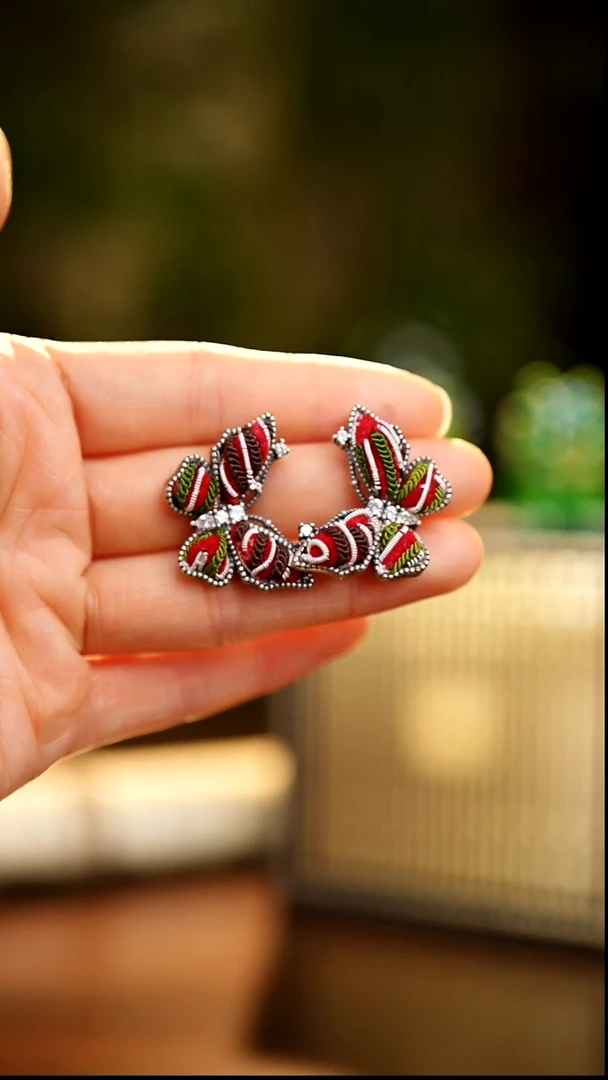 刺绣私人定制苗族手工Q533