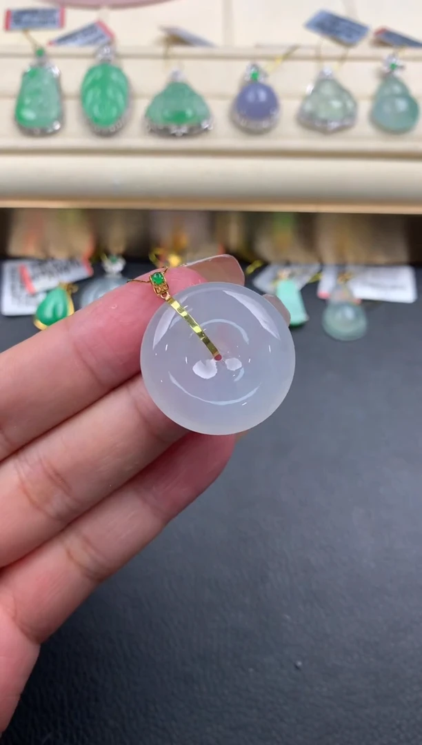 【闪购商品】翡翠颈饰18K金镶嵌Q19