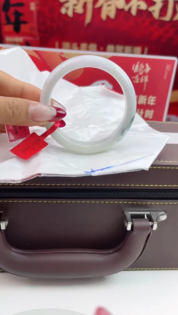 【闪购商品】翡翠手镯未镶嵌翡翠手镯7
