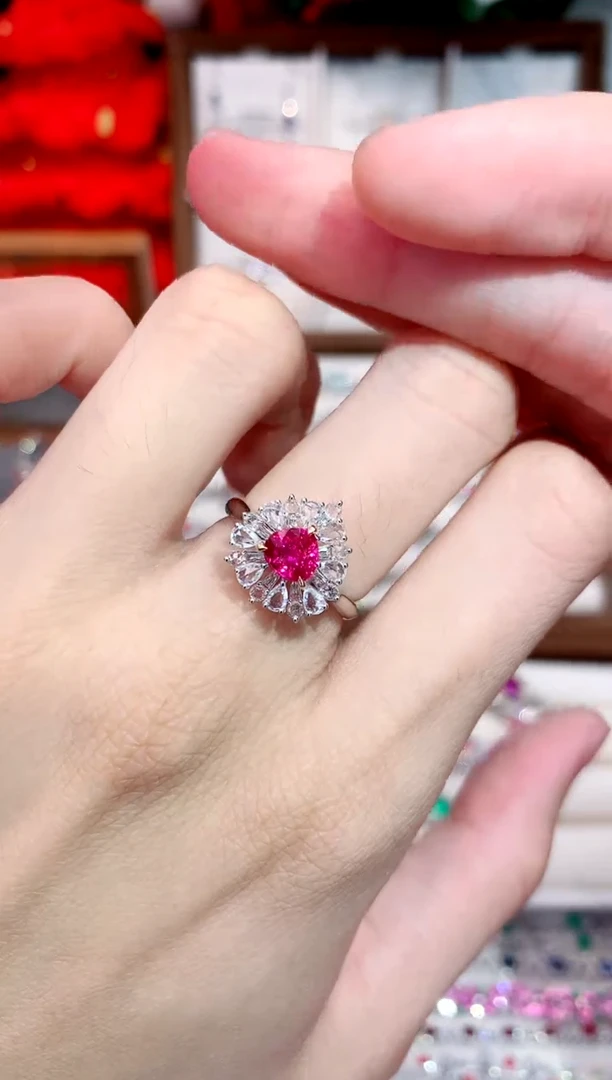 18K金镶嵌戒指红宝石1.01ct/天然宝石/七天无理由