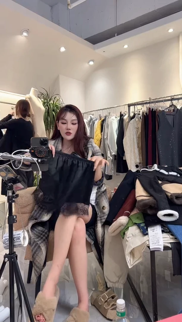 SG-秋冬新款服装服饰-275