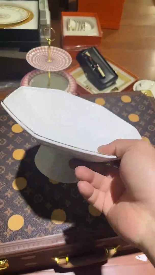 杯鸿辉家品牌瓷器，京东包邮！