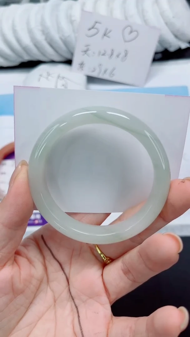 未镶嵌手镯石英质玉72-57.6