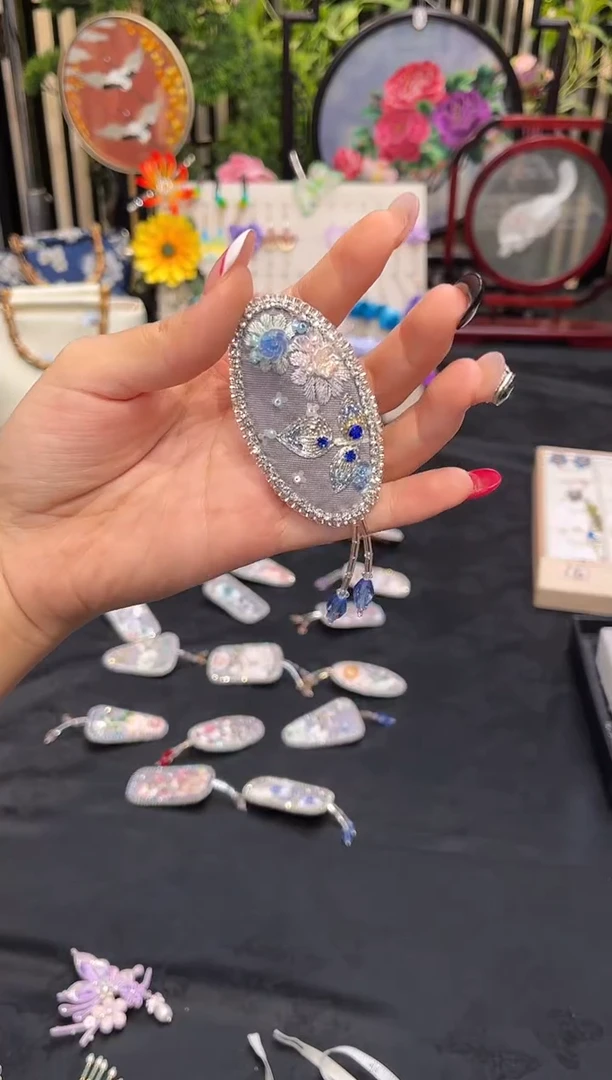 织绣简*点非遗手工苏绣饰品