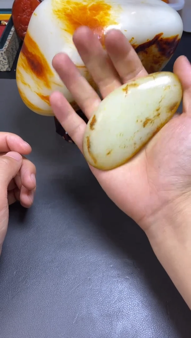 和田玉未镶嵌把件自****.1