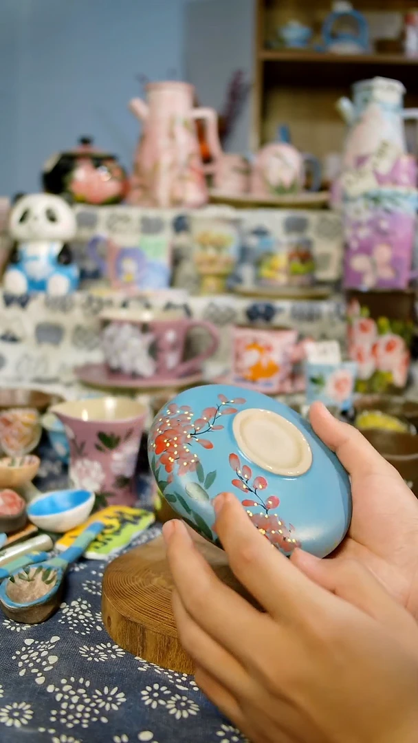 瓷片设计师款手绘釉下五彩陶瓷