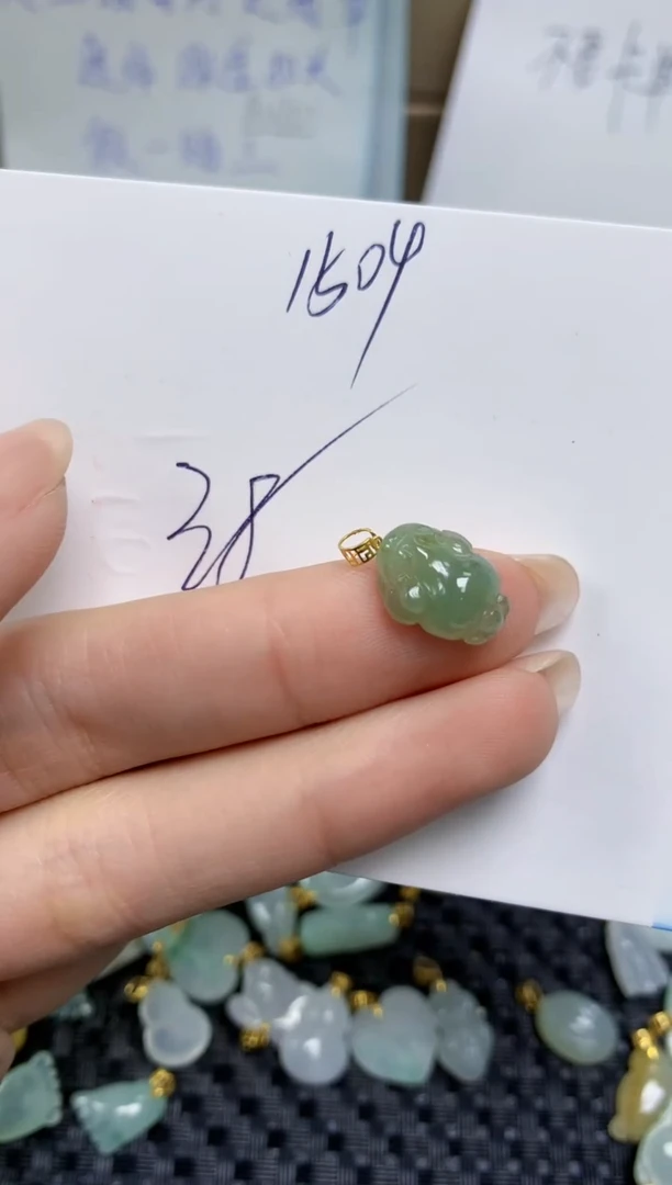 【闪购商品】翡翠颈饰18K金镶嵌天然缅甸A货翡翠