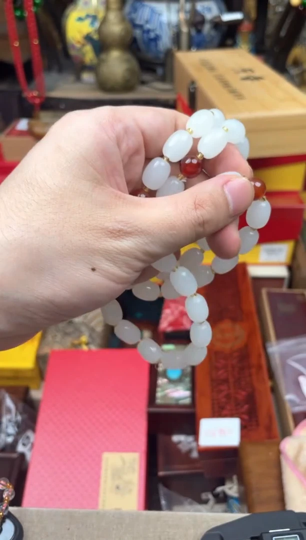 玛瑙/玉髓手串未镶嵌-------------332