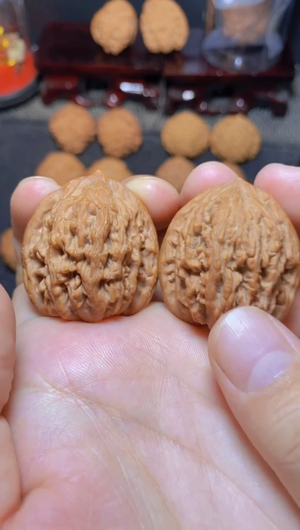 把件文玩核桃s*n虎头