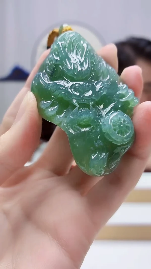 未镶嵌定制翡翠5060zm-毛货挂件龙牌208