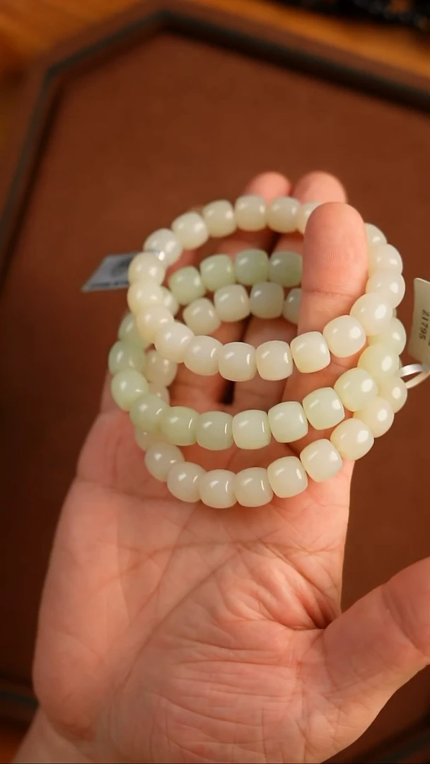 手链未镶嵌和田玉Z1795  手串   多样性发 其一