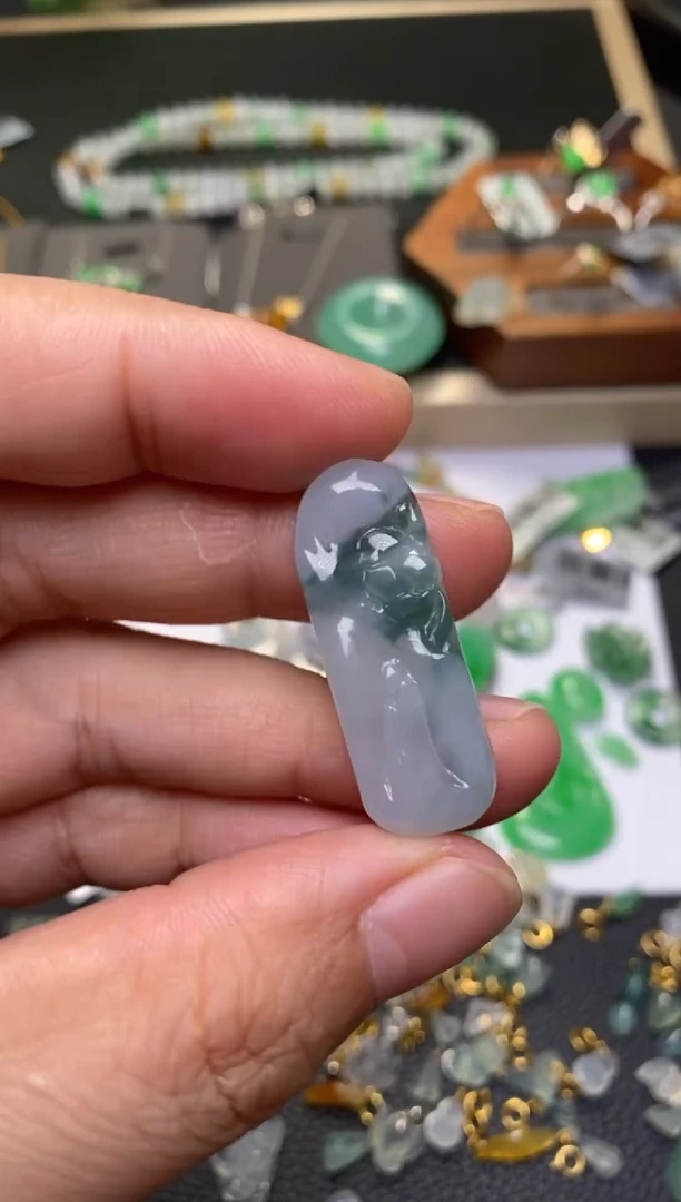 颈饰未镶嵌翡翠净货40948