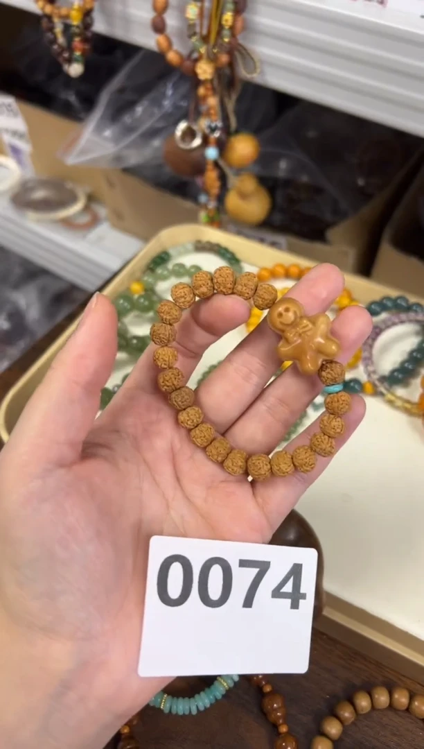 金刚菩提手串小金刚姜饼人原创款手串[0074]