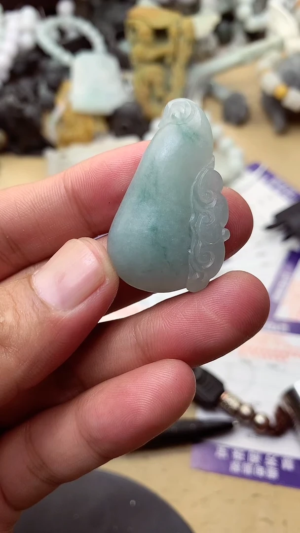 定制翡翠未镶嵌翡翠1