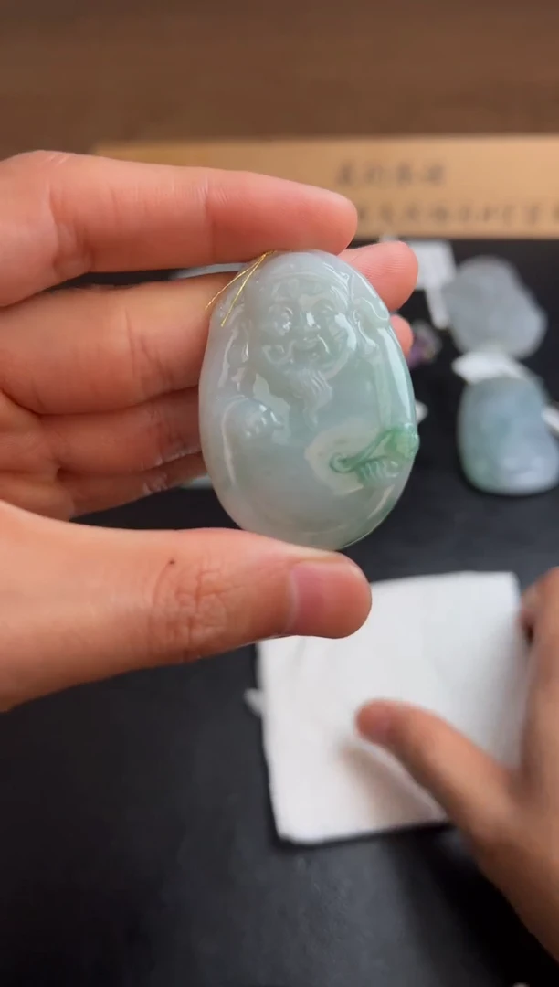 【闪购商品】翡翠颈饰未镶嵌翡翠