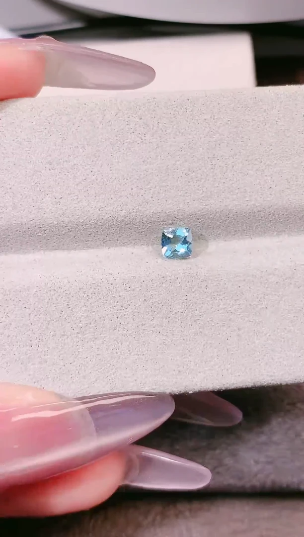 裸石海蓝宝石0.46ct-天然海蓝宝
