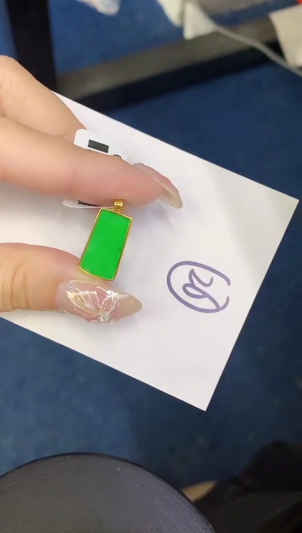 【闪购商品】翡翠颈饰18K金镶嵌0000000000