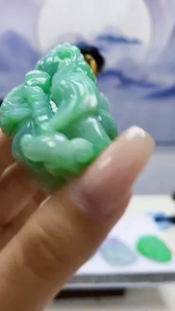 定制翡翠未镶嵌5060xx-毛货挂件174