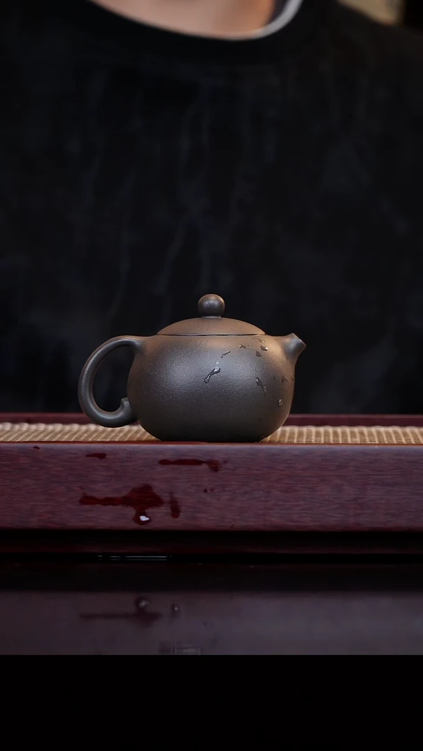 茶壶紫砂大水潭天青-半手西施150cc