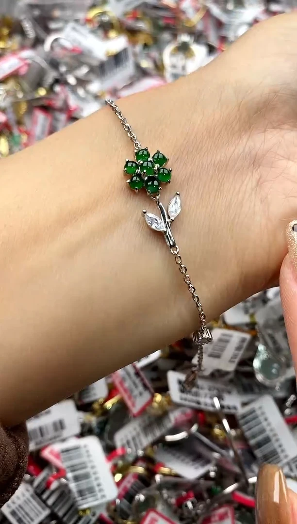 【闪购商品】翡翠戒指银S925镶嵌111111111      3