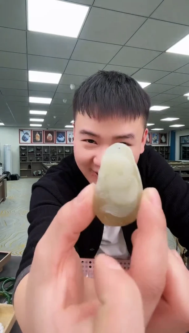 未镶嵌和田玉挂件b87