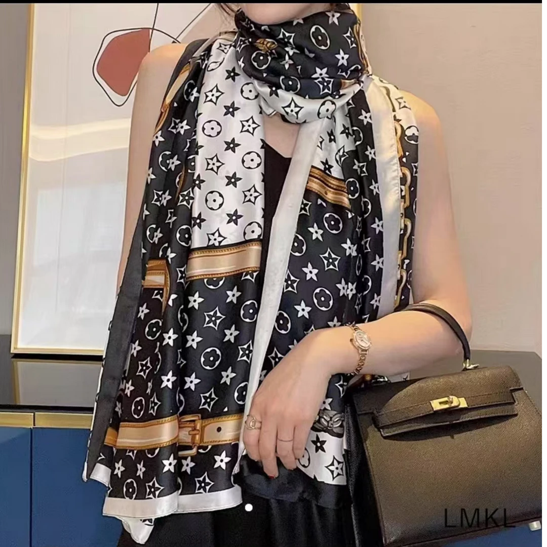 气质老花丝巾女经典百搭春夏季装饰领巾防晒旅游披肩秋冬围巾